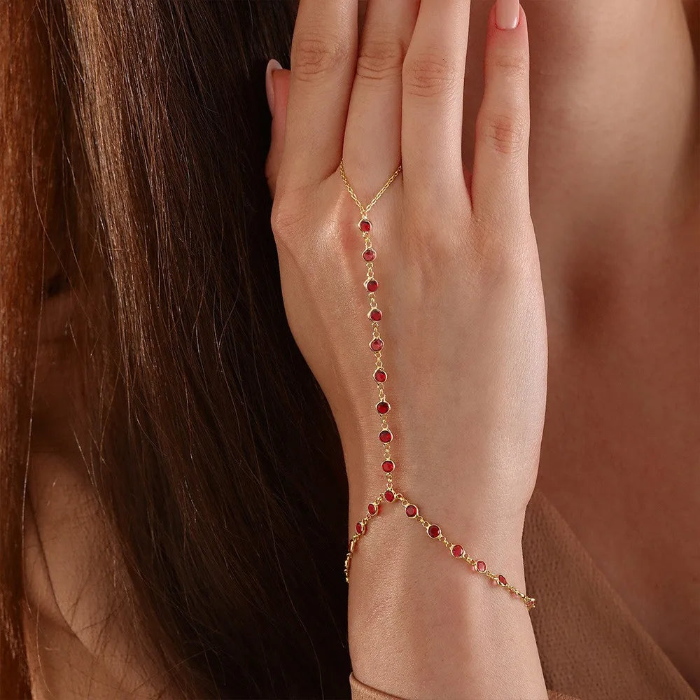 Mesh Finger Bracelet Adorned with Sparkling Rhinestones
